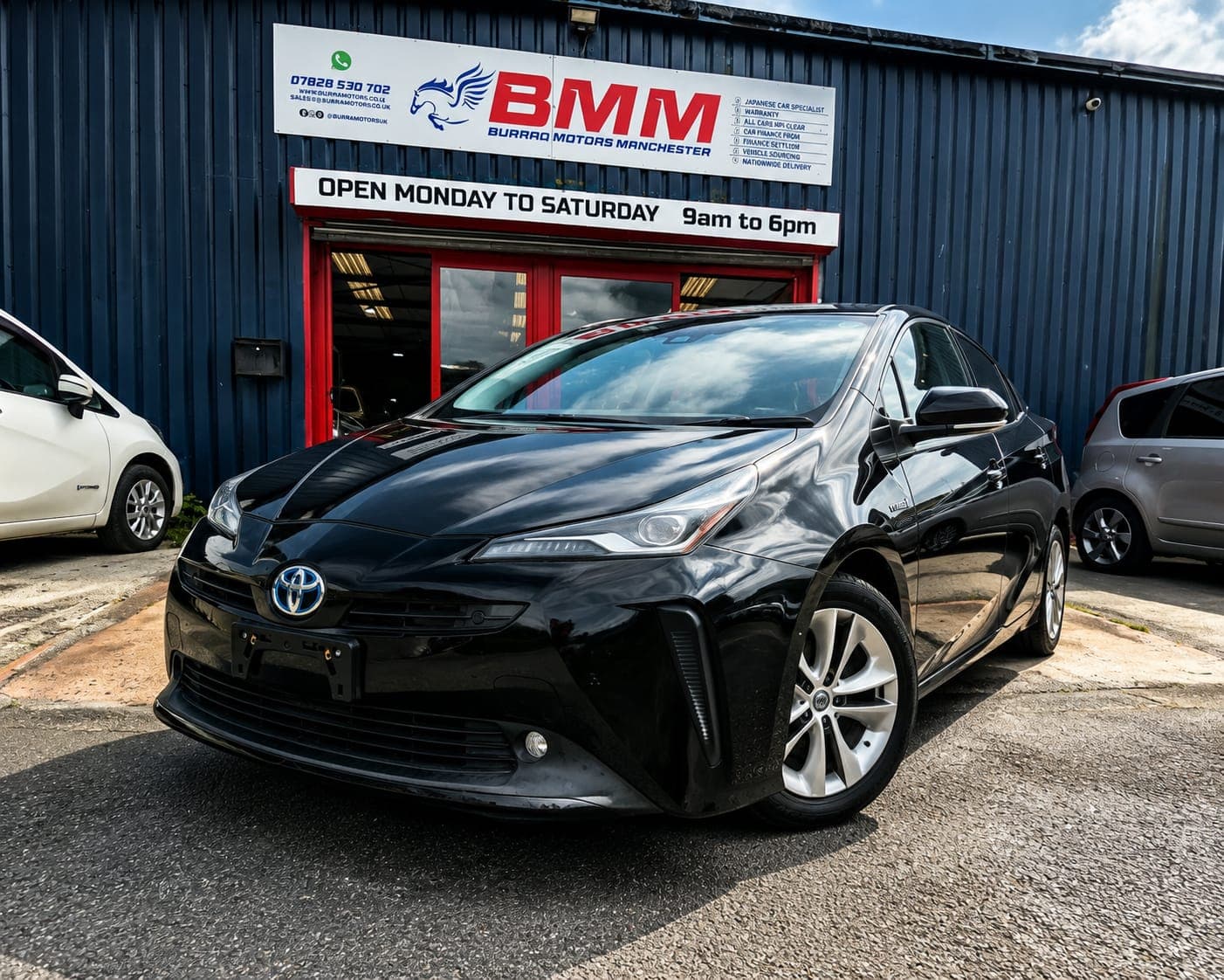 2020 Toyota Prius — Black
